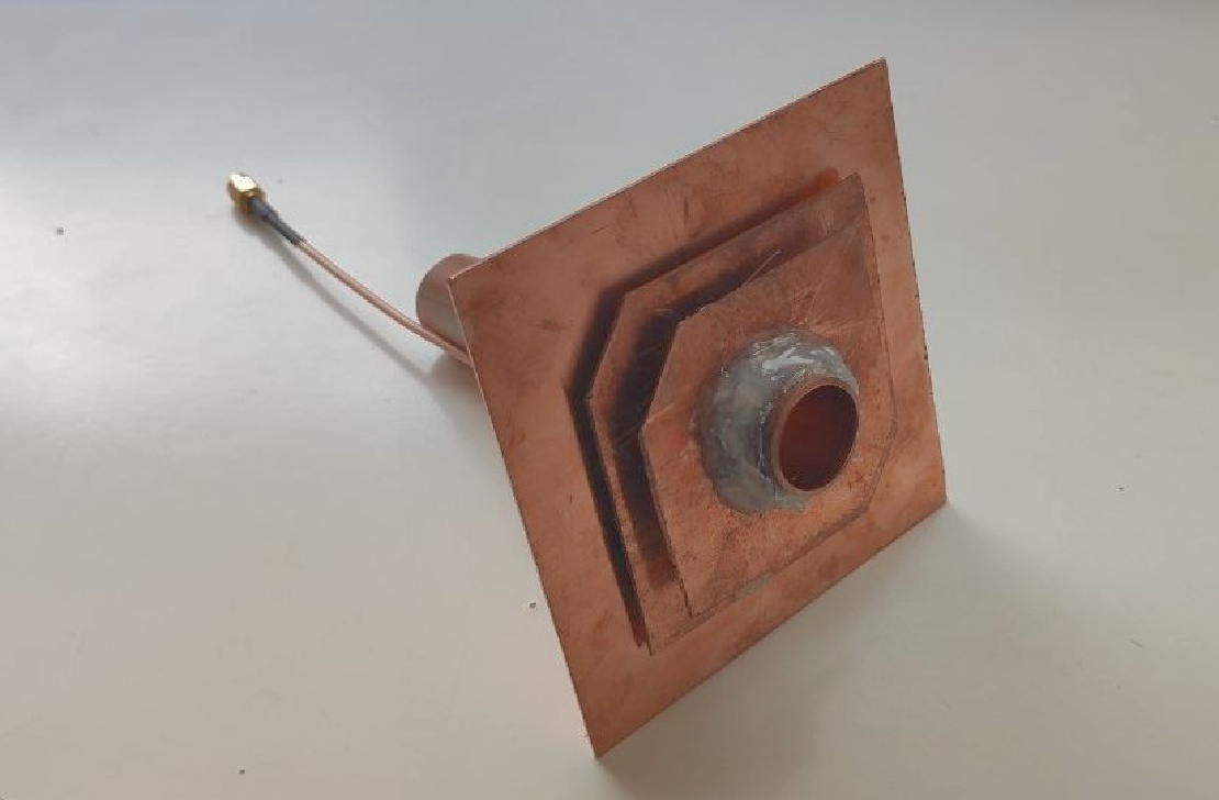 Bubela: an advanced patch for the 13cm band and QO-100